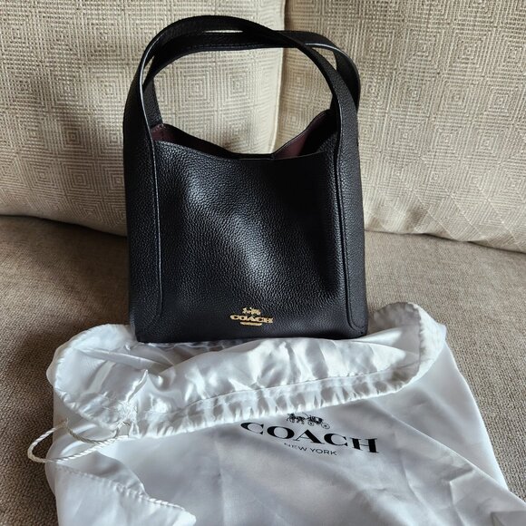 COACH Handbags - COACH black pebble leather mini Hadley hobo 21 EUC with dust bag